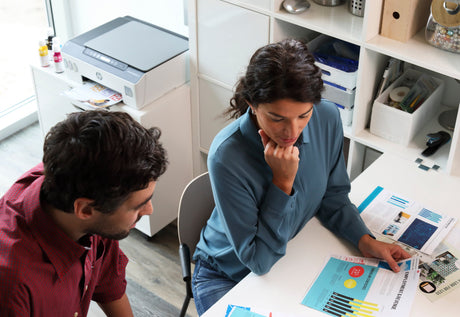 a couple tries to ascertain the modelof their printer